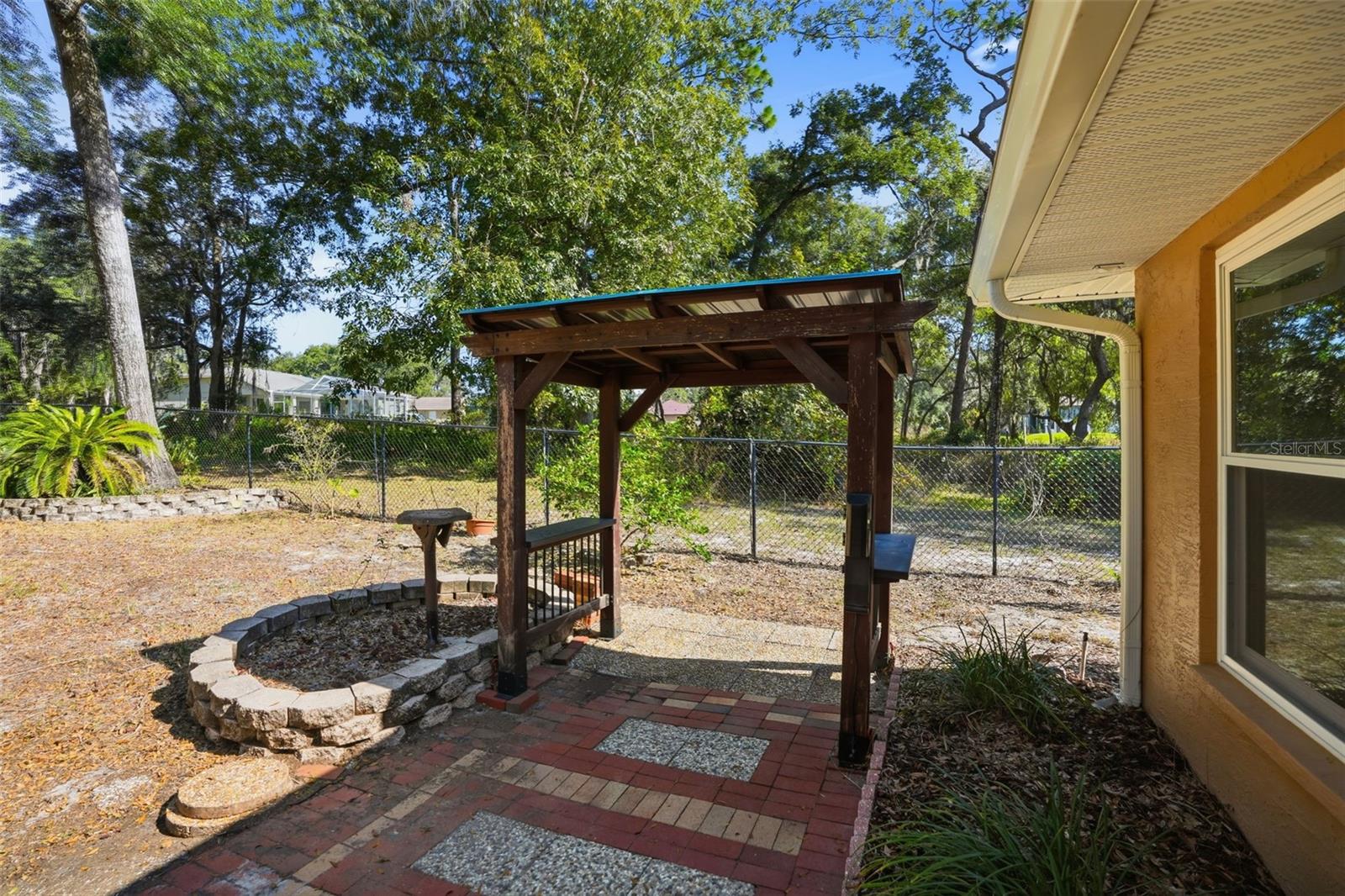 WESTLAKE - Residential