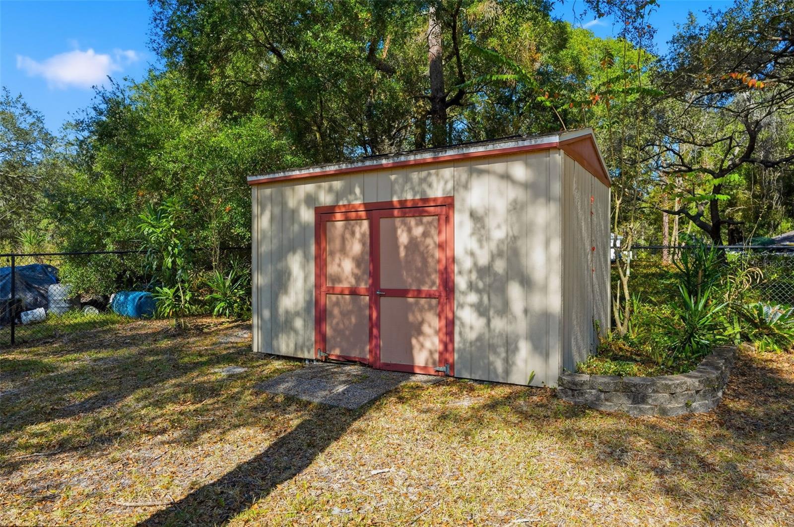 WESTLAKE - Residential