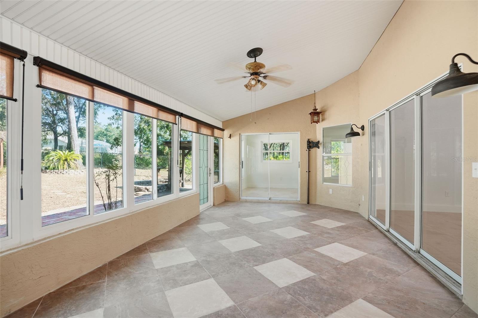 WESTLAKE - Residential