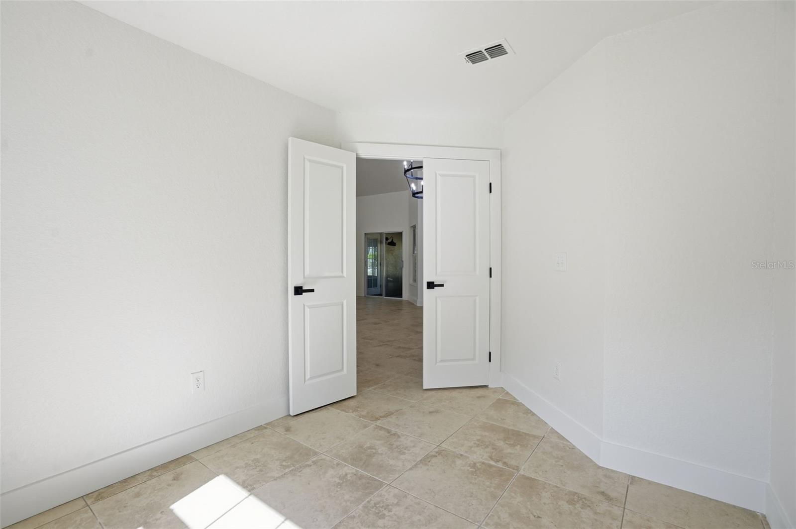 WESTLAKE - Residential