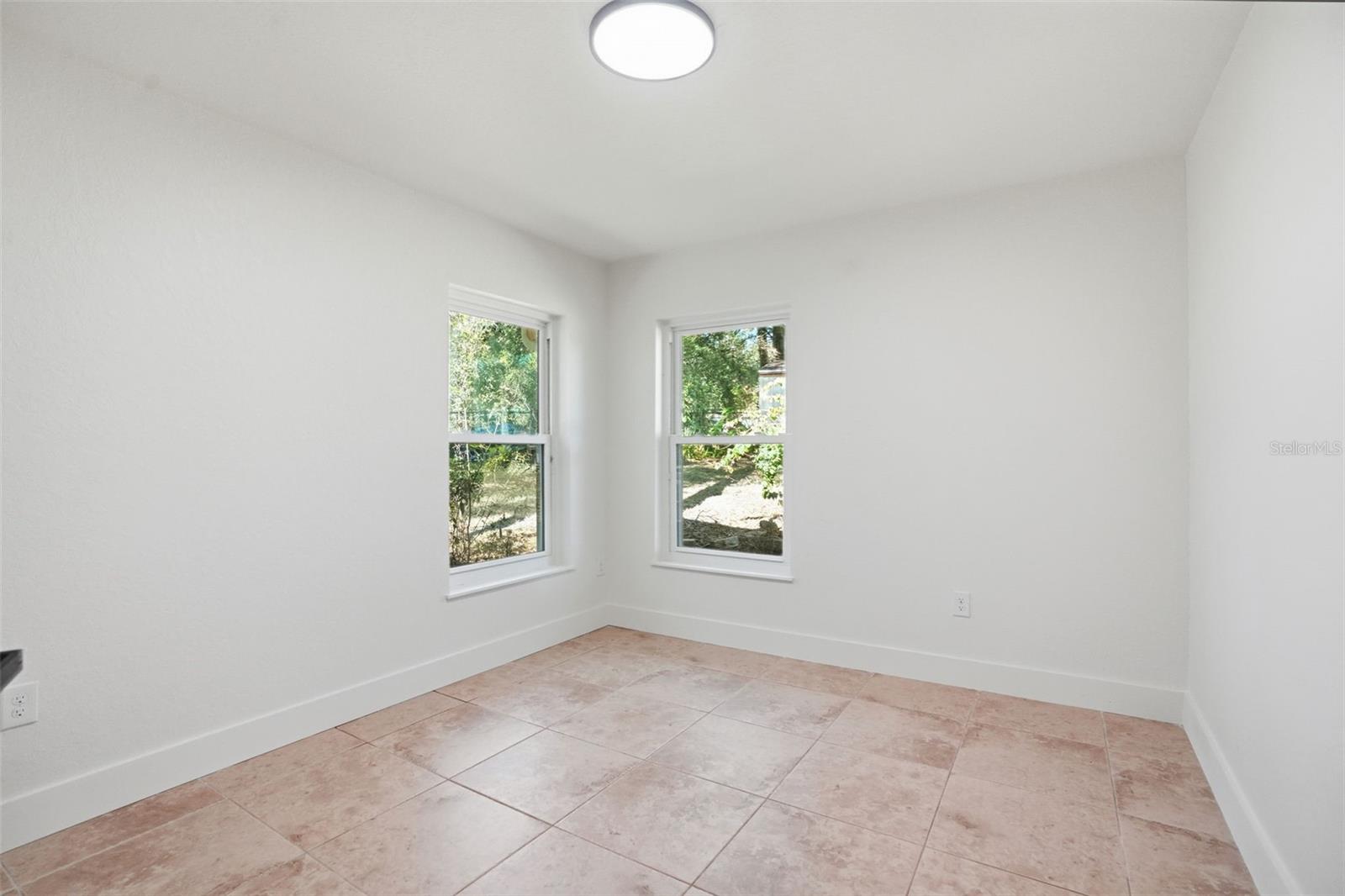 WESTLAKE - Residential