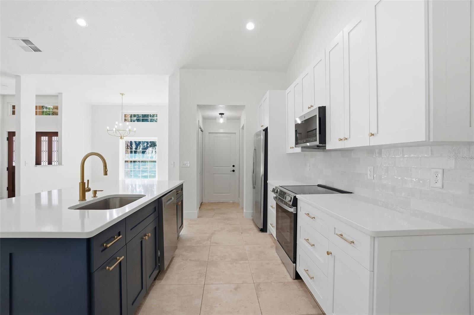 WESTLAKE - Residential