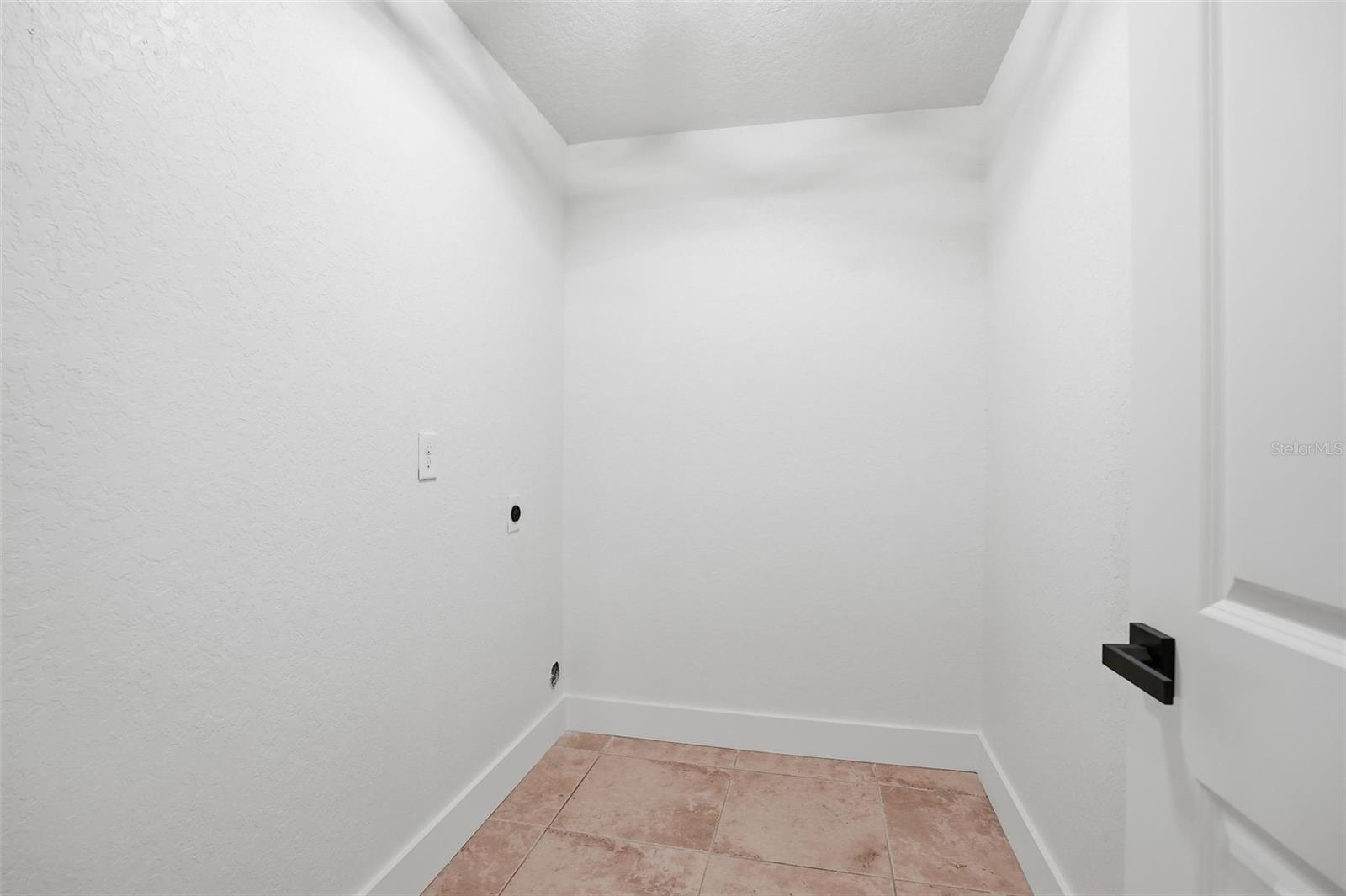 WESTLAKE - Residential