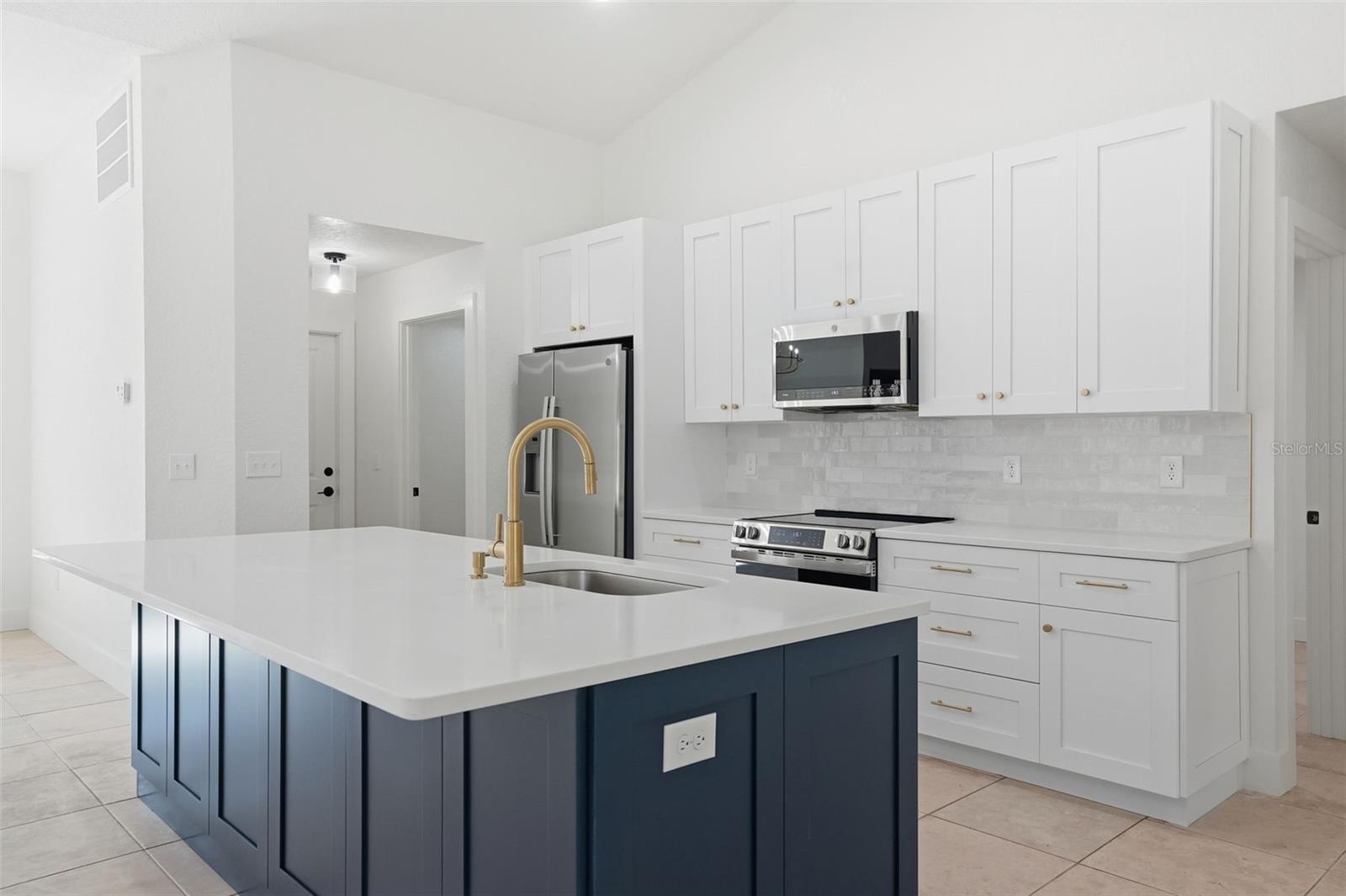 WESTLAKE - Residential