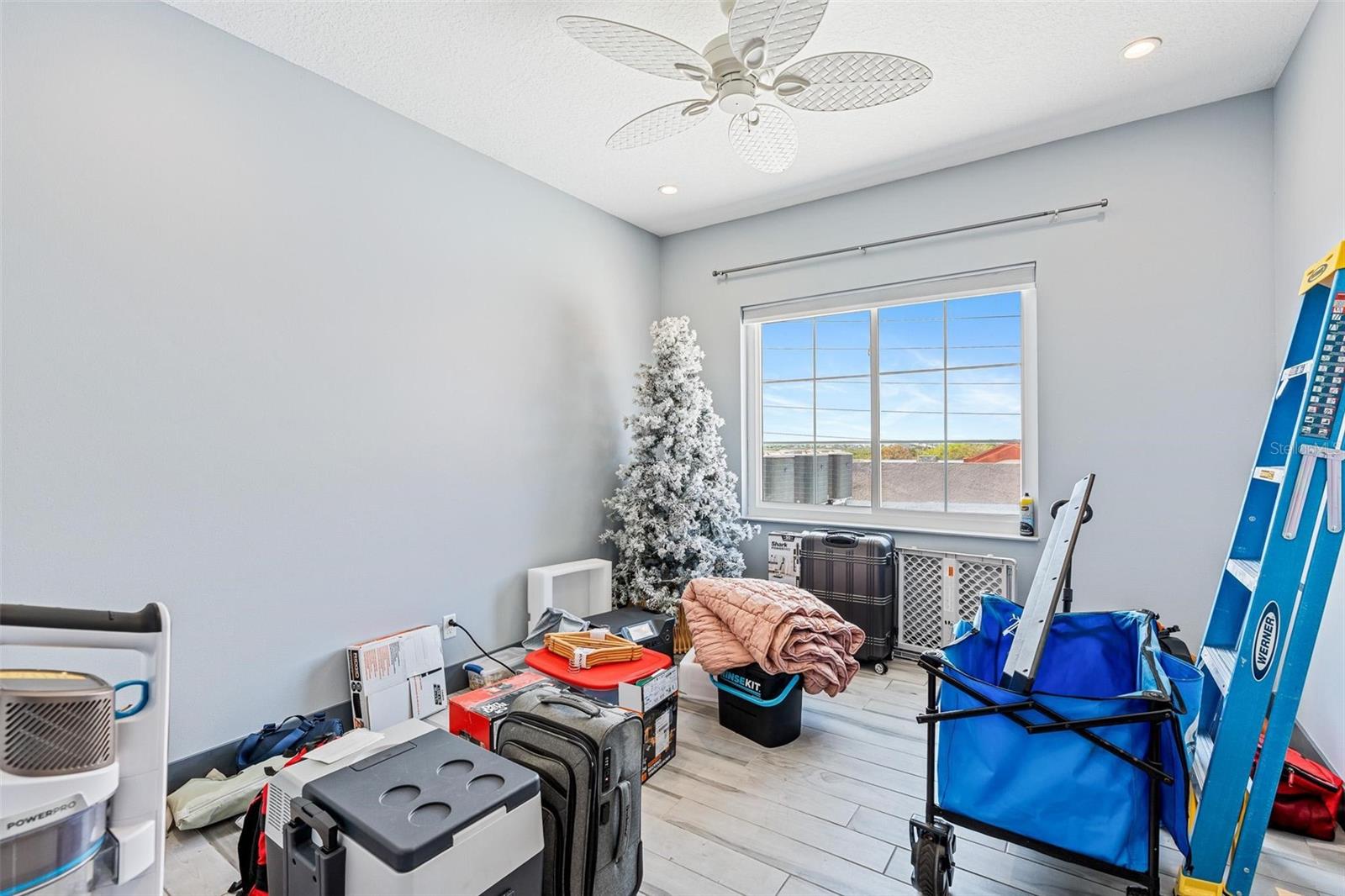 DETWILERS ADD 01 NEW SMYRNA BCH - Residential Lease