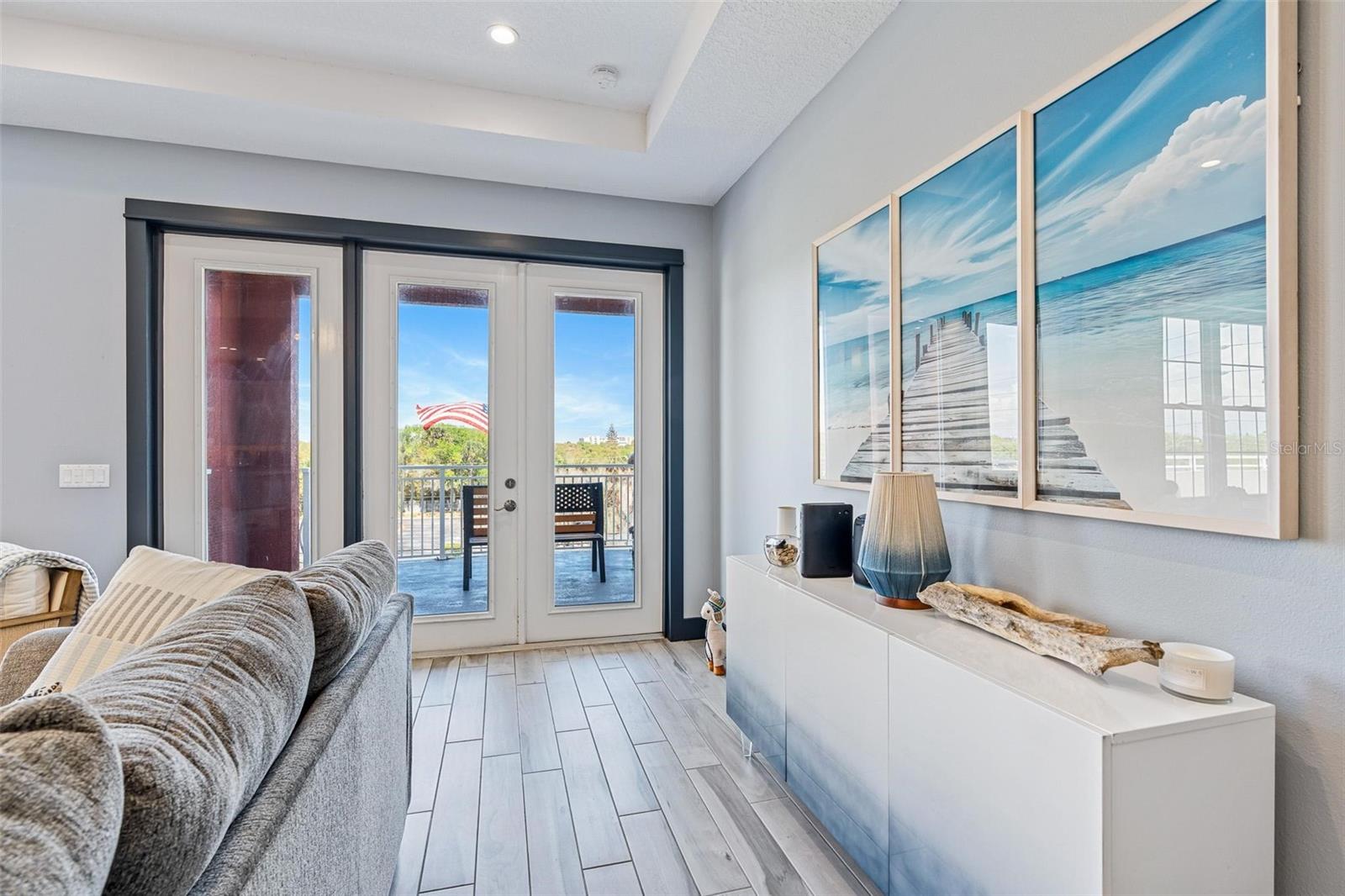 DETWILERS ADD 01 NEW SMYRNA BCH - Residential Lease