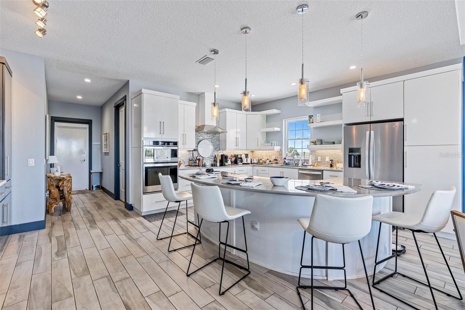 DETWILERS ADD 01 NEW SMYRNA BCH - Residential Lease