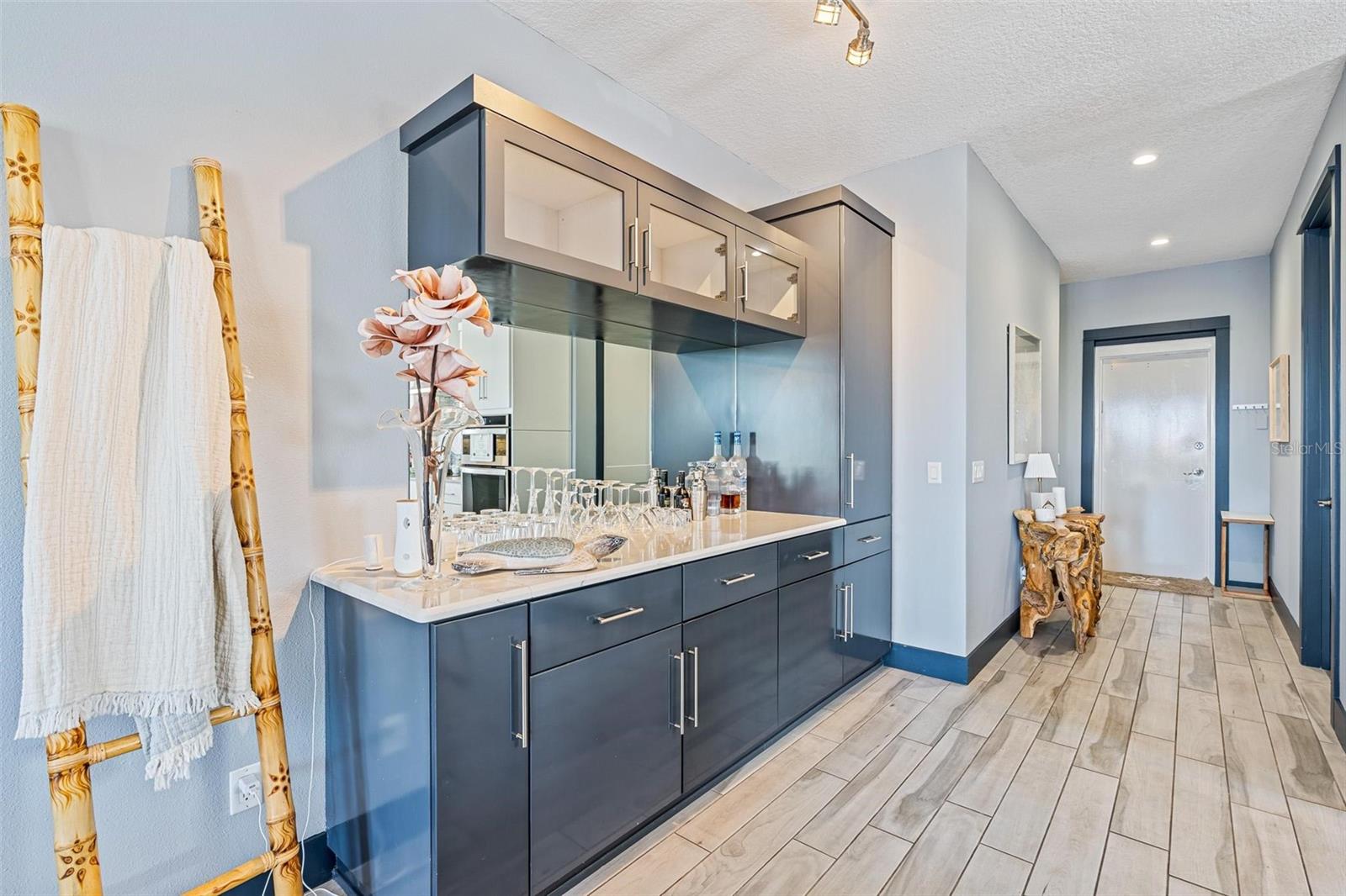 DETWILERS ADD 01 NEW SMYRNA BCH - Residential Lease