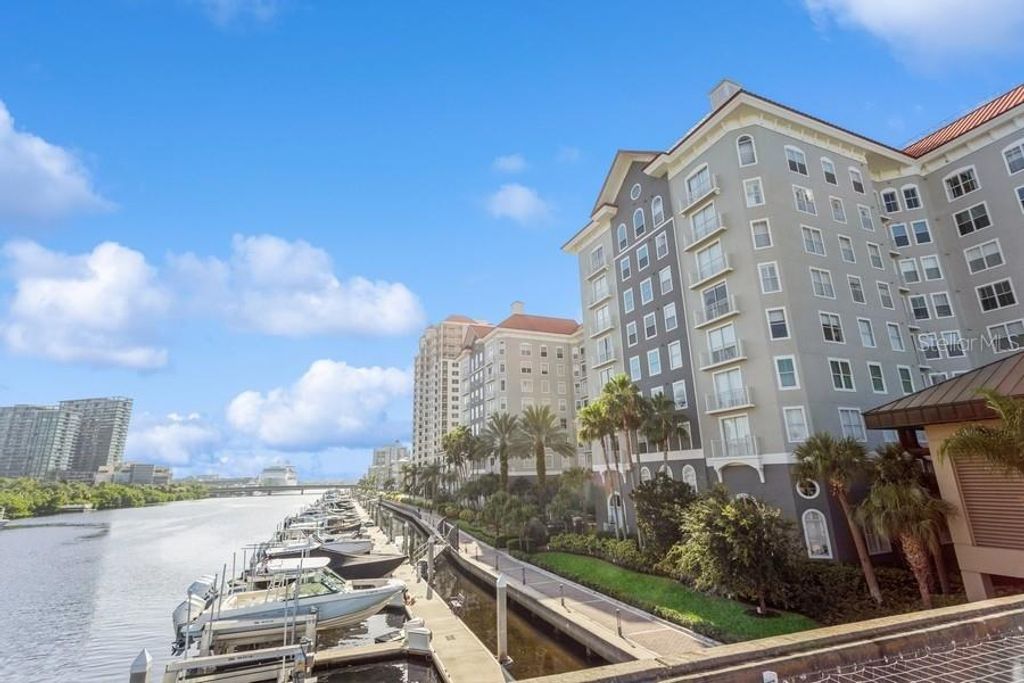 Photo of 700 S Harbour Island Boulevard #722, Tampa, FL 33602 (MLS # TB8408807)