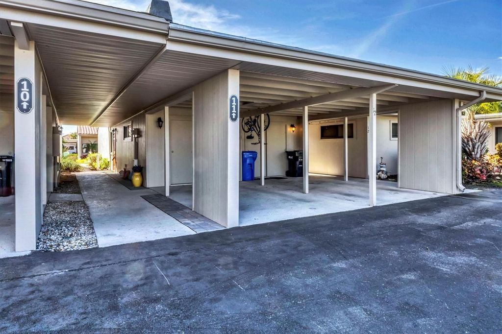 Photo of 500 Park Boulevard S #11, Venice, FL 34285 (MLS # N6141738)