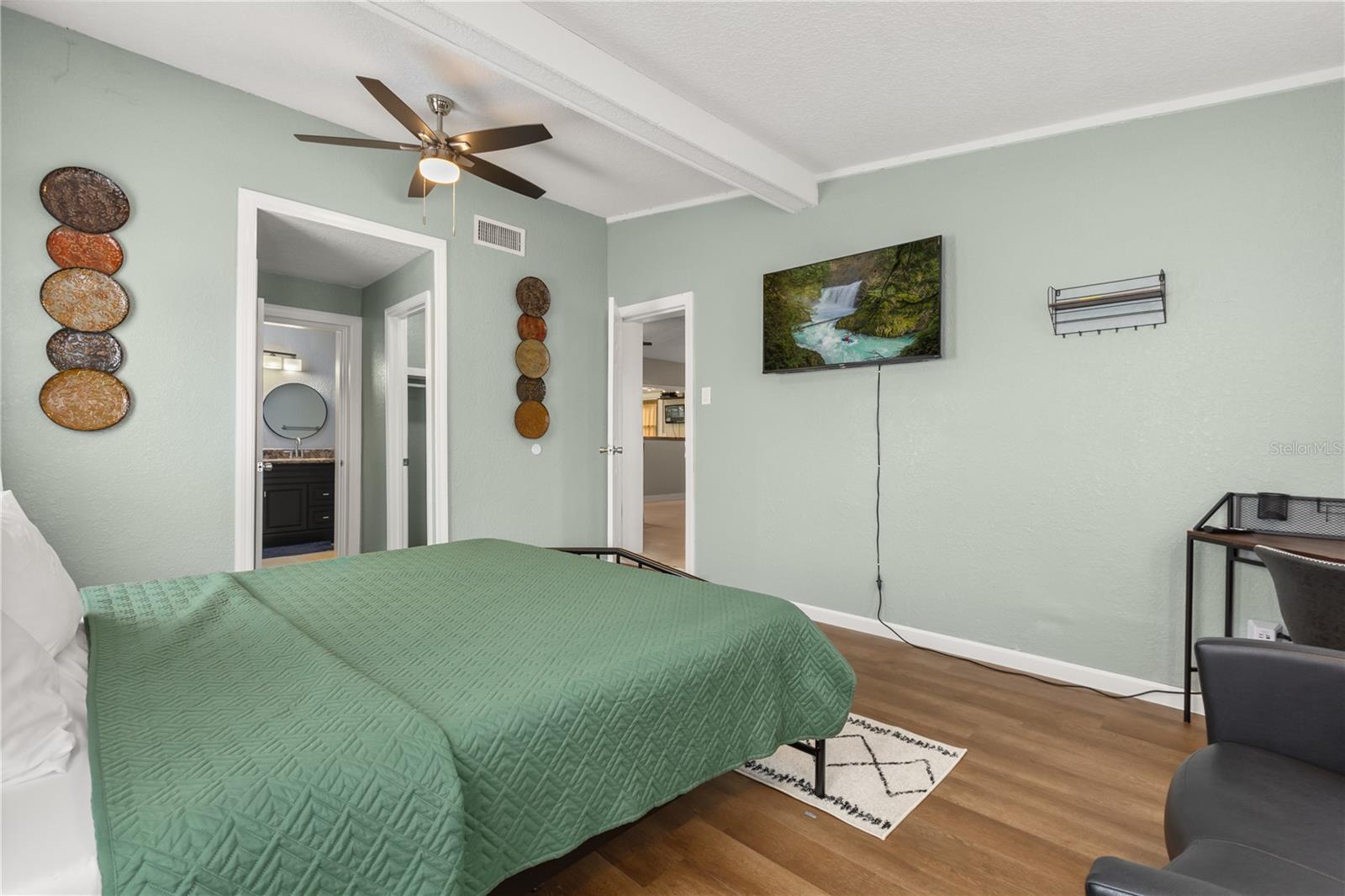 SUNLAND ESTATES AMD - Residential