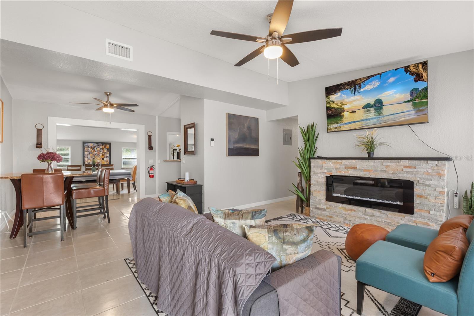 SUNLAND ESTATES AMD - Residential