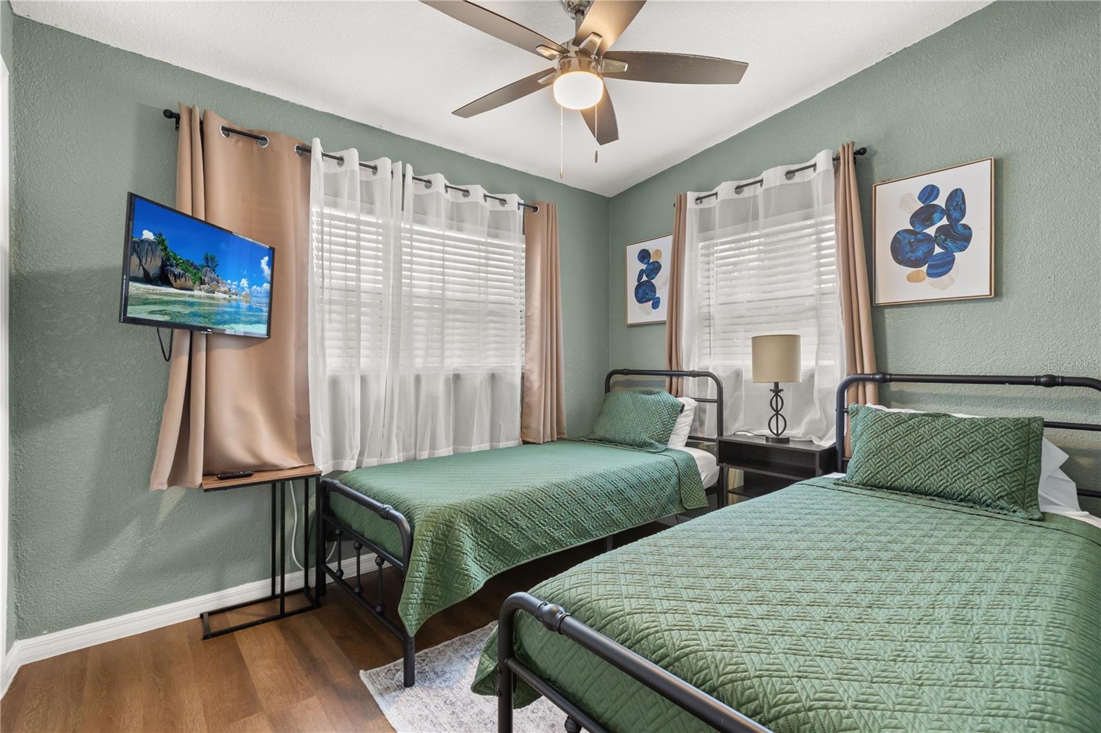 SUNLAND ESTATES AMD - Residential