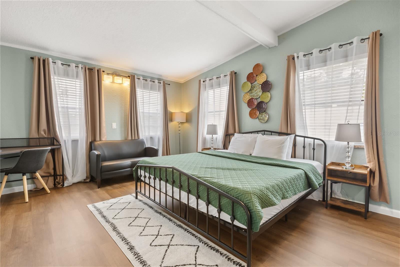 SUNLAND ESTATES AMD - Residential