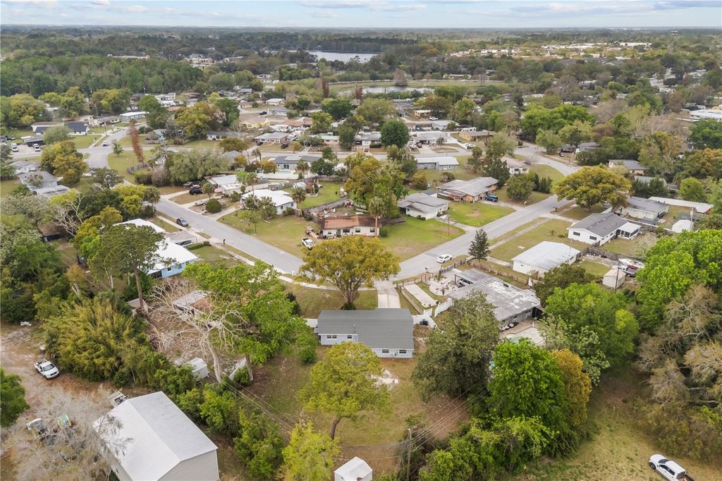 Photo of 615 Mimosa Terrace, Sanford, FL 32773 (MLS # O6386147)