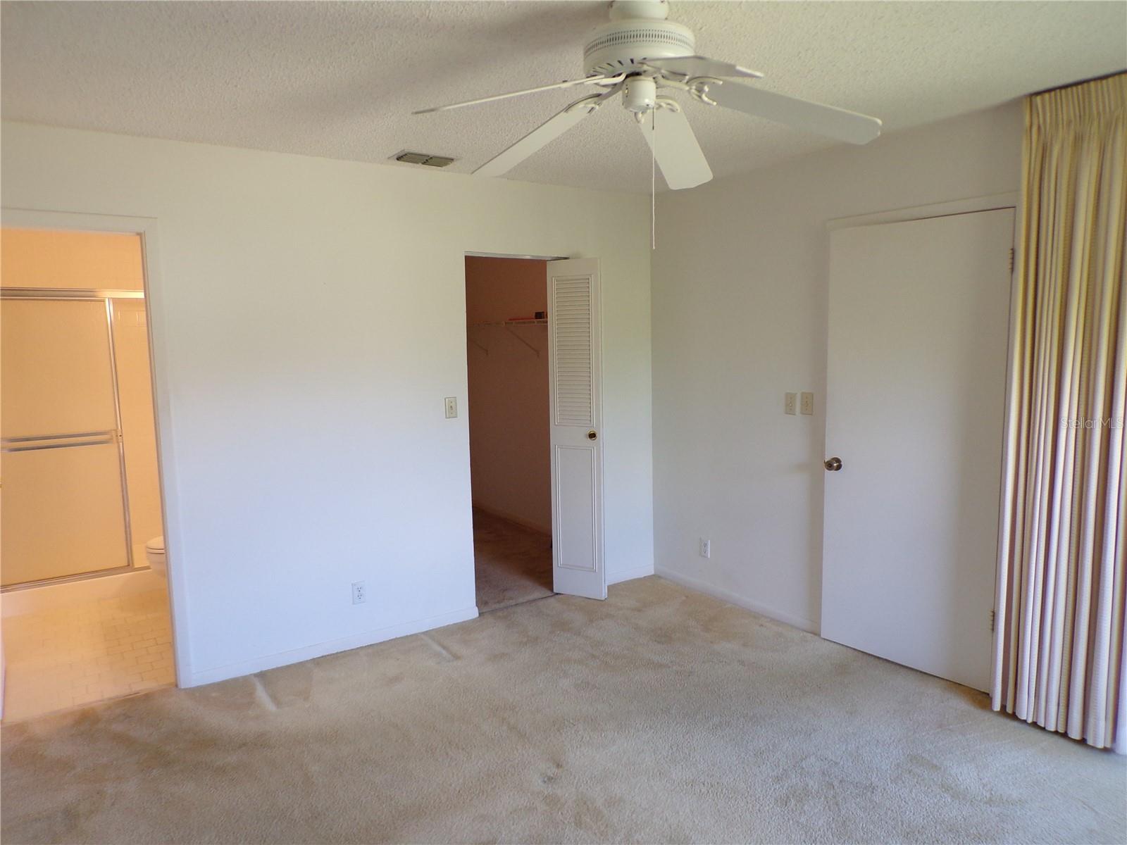 Photo 7 of 44 of 9300 LAKE PARK DRIVE 202 condo