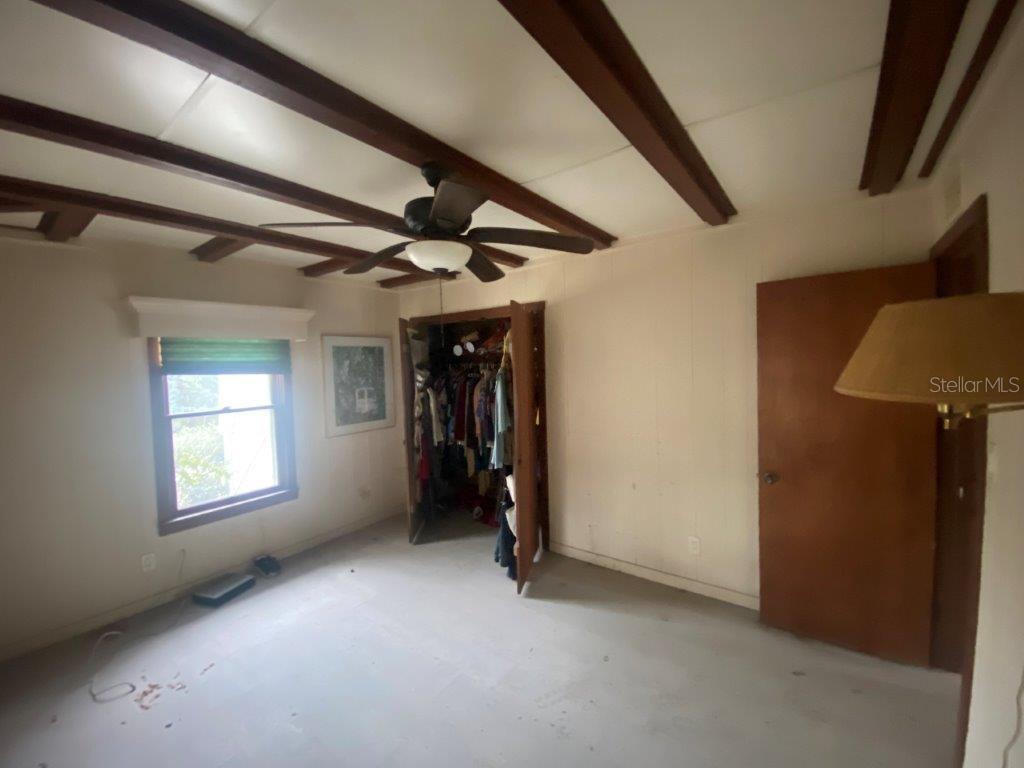 175 ISLAND CIRCLE