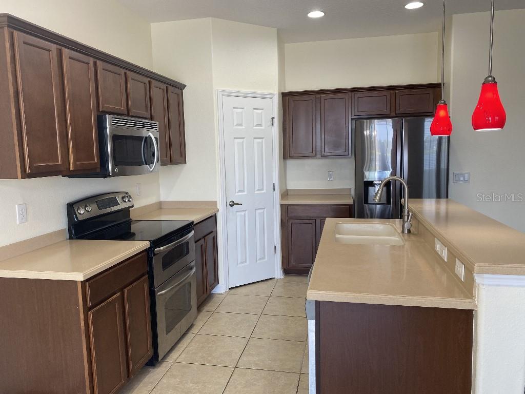 BAHIA LAKES PH 3 - Residential