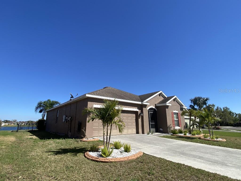 711 PARKER DEN DRIVE