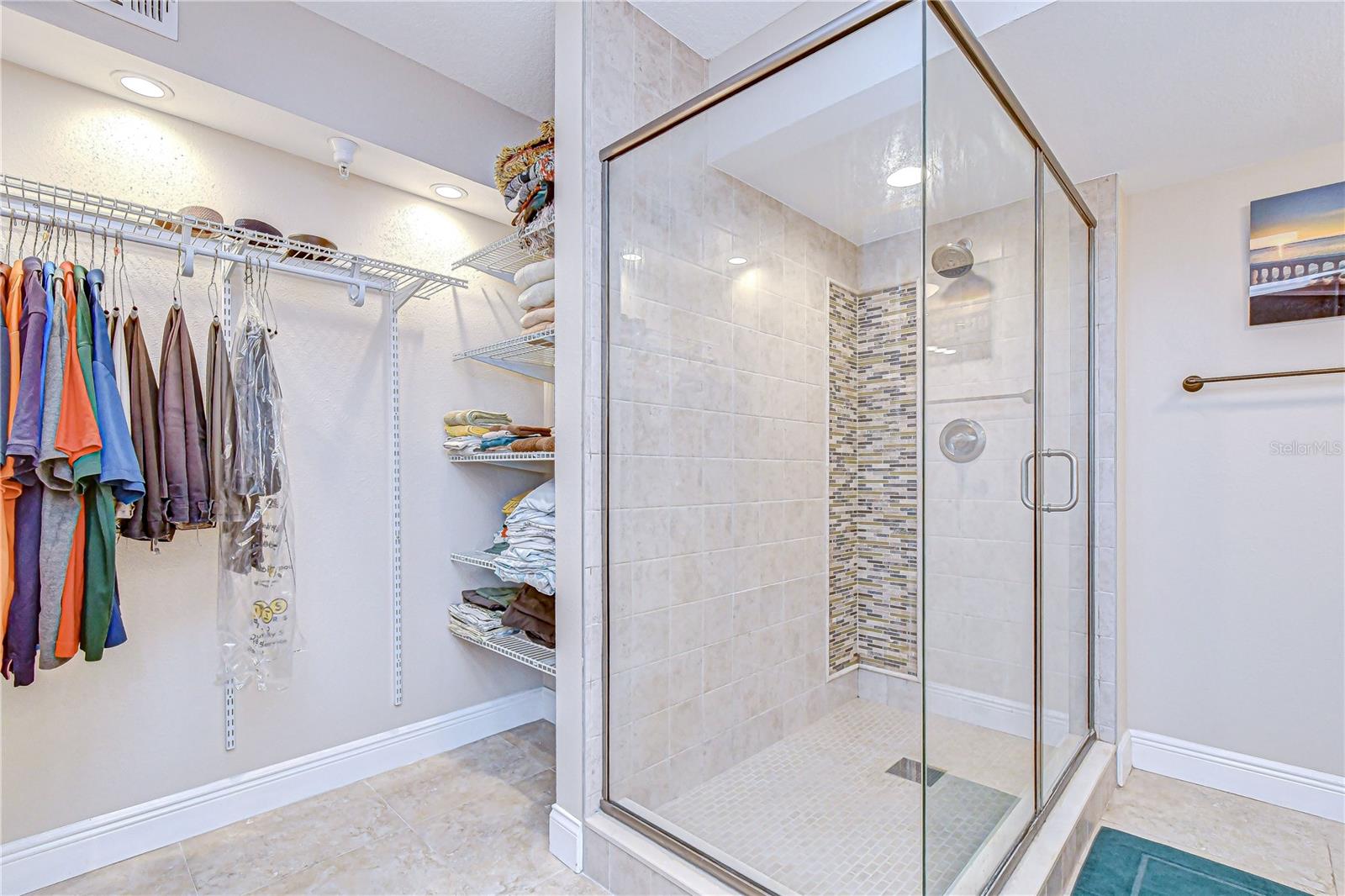 ATRIUM ON THE BAYSHORE - Residential