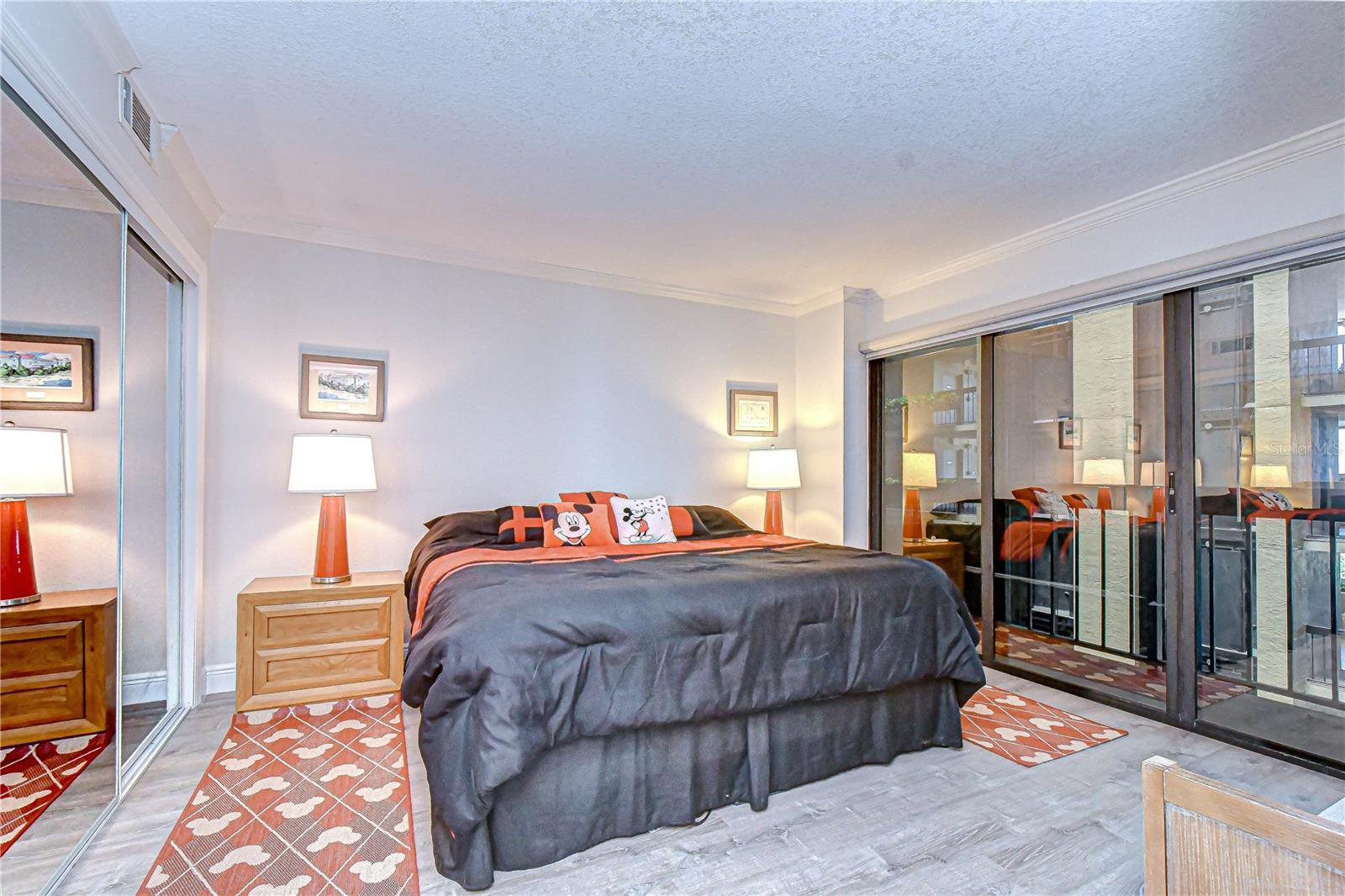 ATRIUM ON THE BAYSHORE - Residential