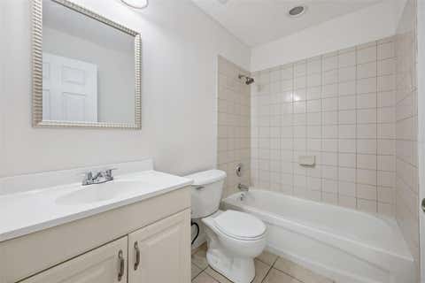 Tiny photo for 1105 N Rockingham Avenue, Tavares, FL 32778 (MLS # O6416337)
