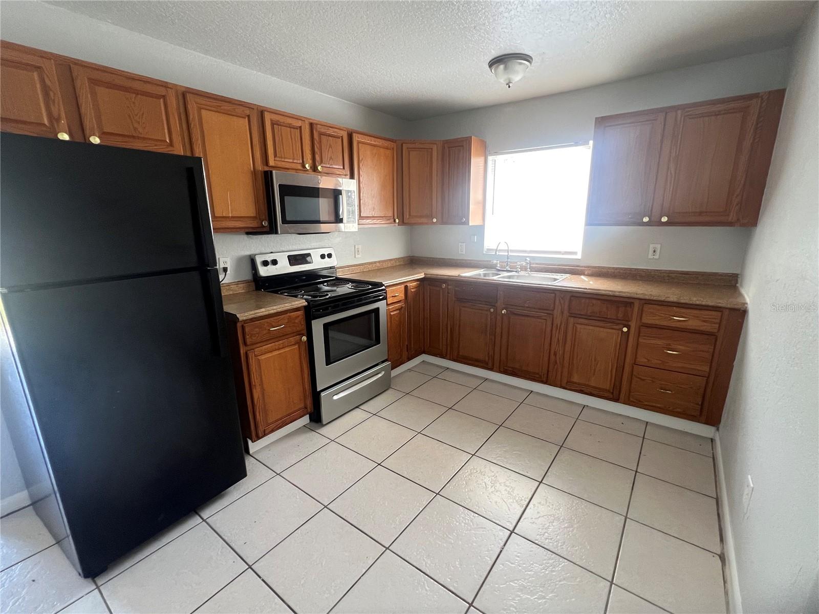 OHIO PARK - Residential Lease