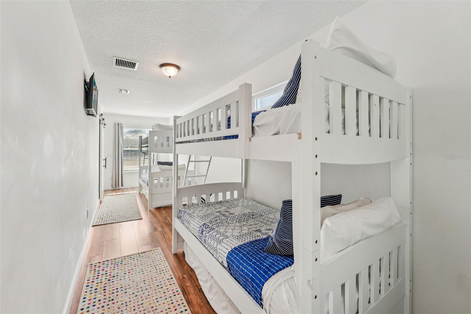 PACETTI SUB NORTH BCH - Residential