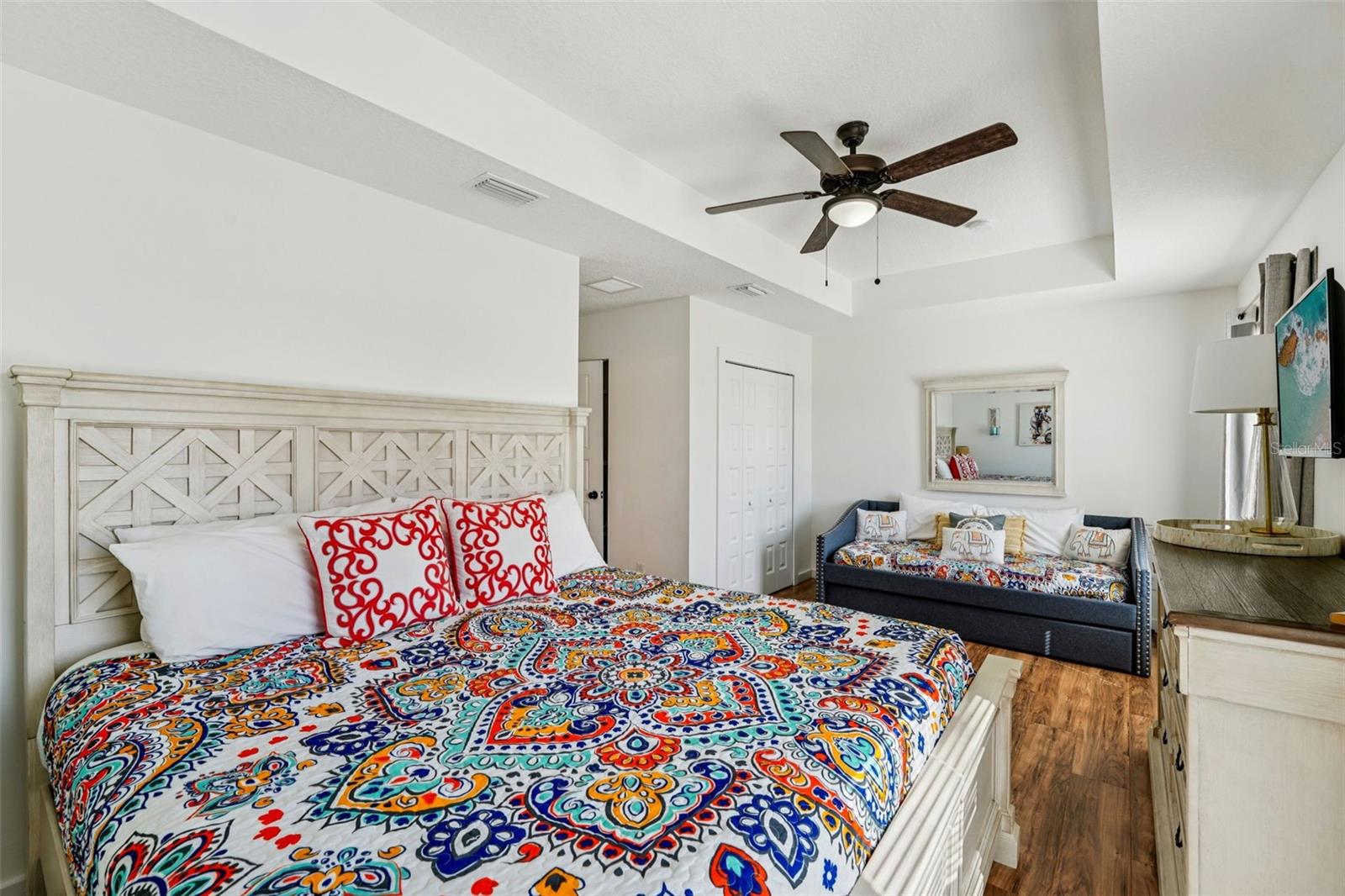 PACETTI SUB NORTH BCH - Residential