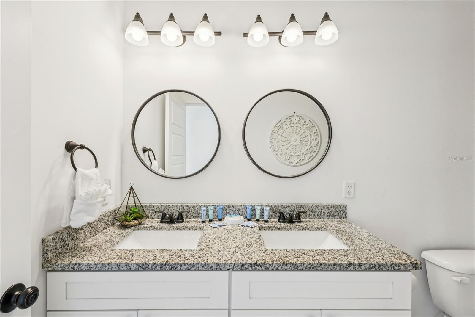 PACETTI SUB NORTH BCH - Residential