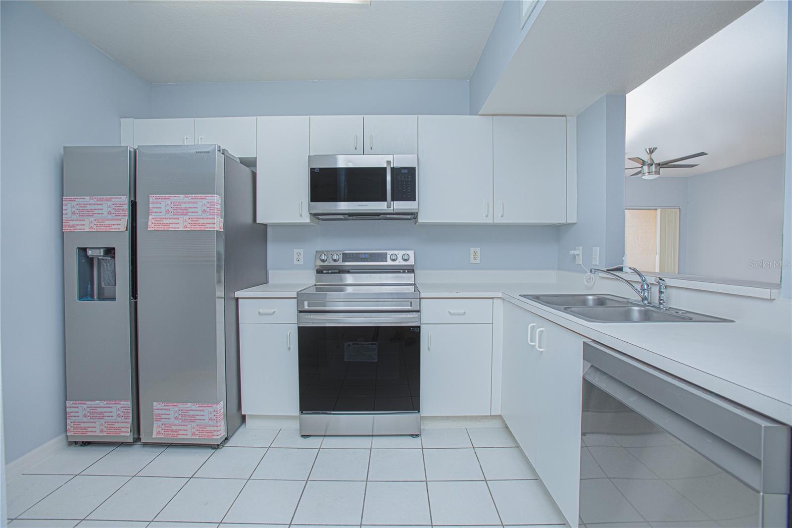 VILLA DEL SOL/MDW WOODS CONDO - Residential