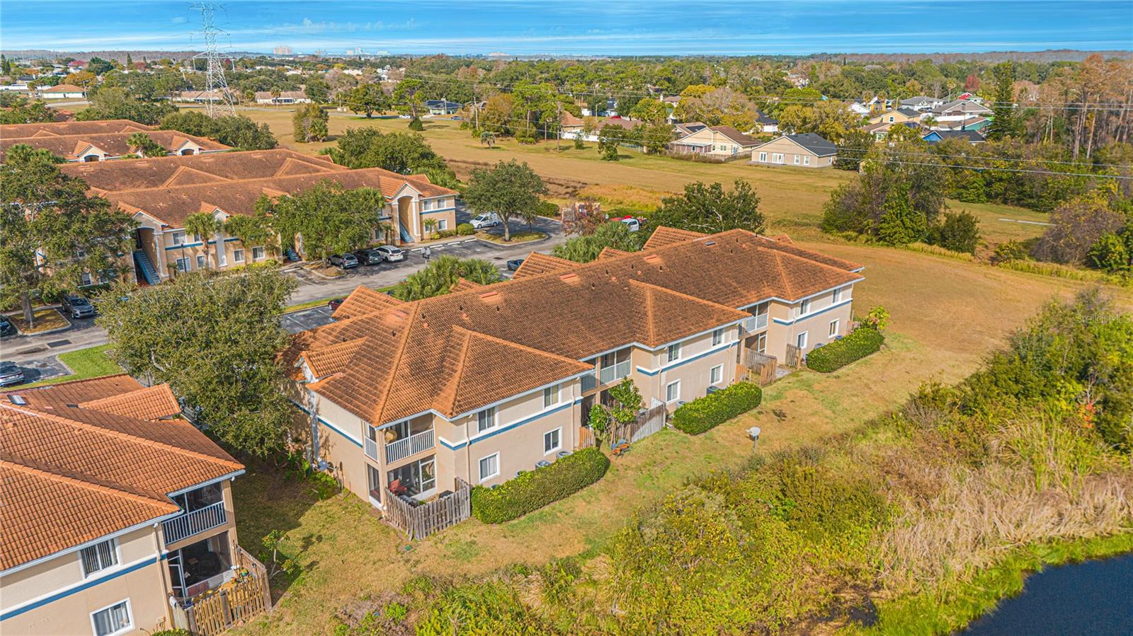 VILLA DEL SOL/MDW WOODS CONDO - Residential