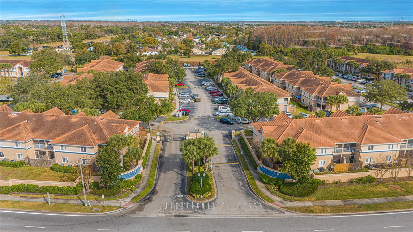 VILLA DEL SOL/MDW WOODS CONDO - Residential