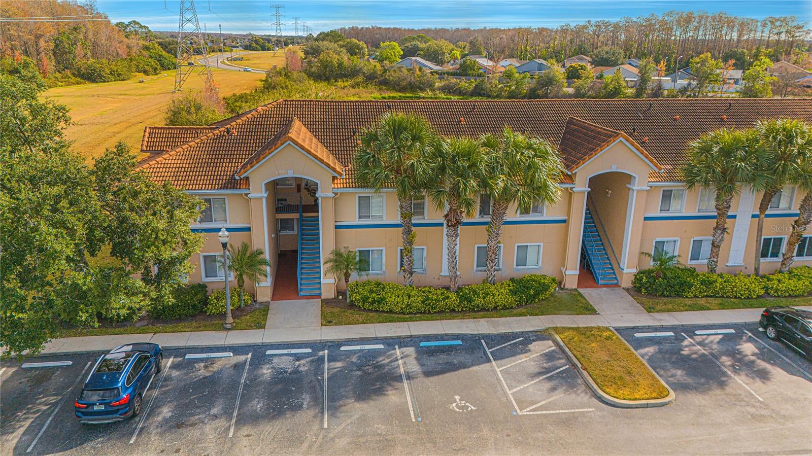 VILLA DEL SOL/MDW WOODS CONDO - Residential