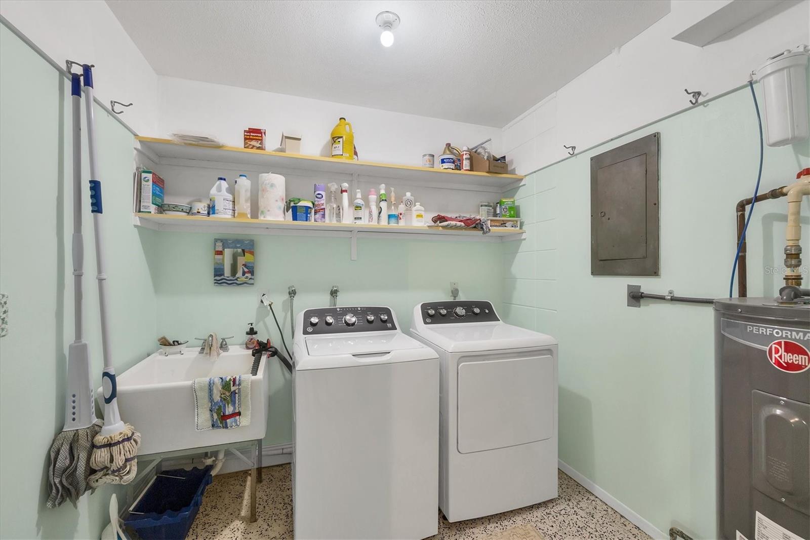 CAPE HAZE - Residential