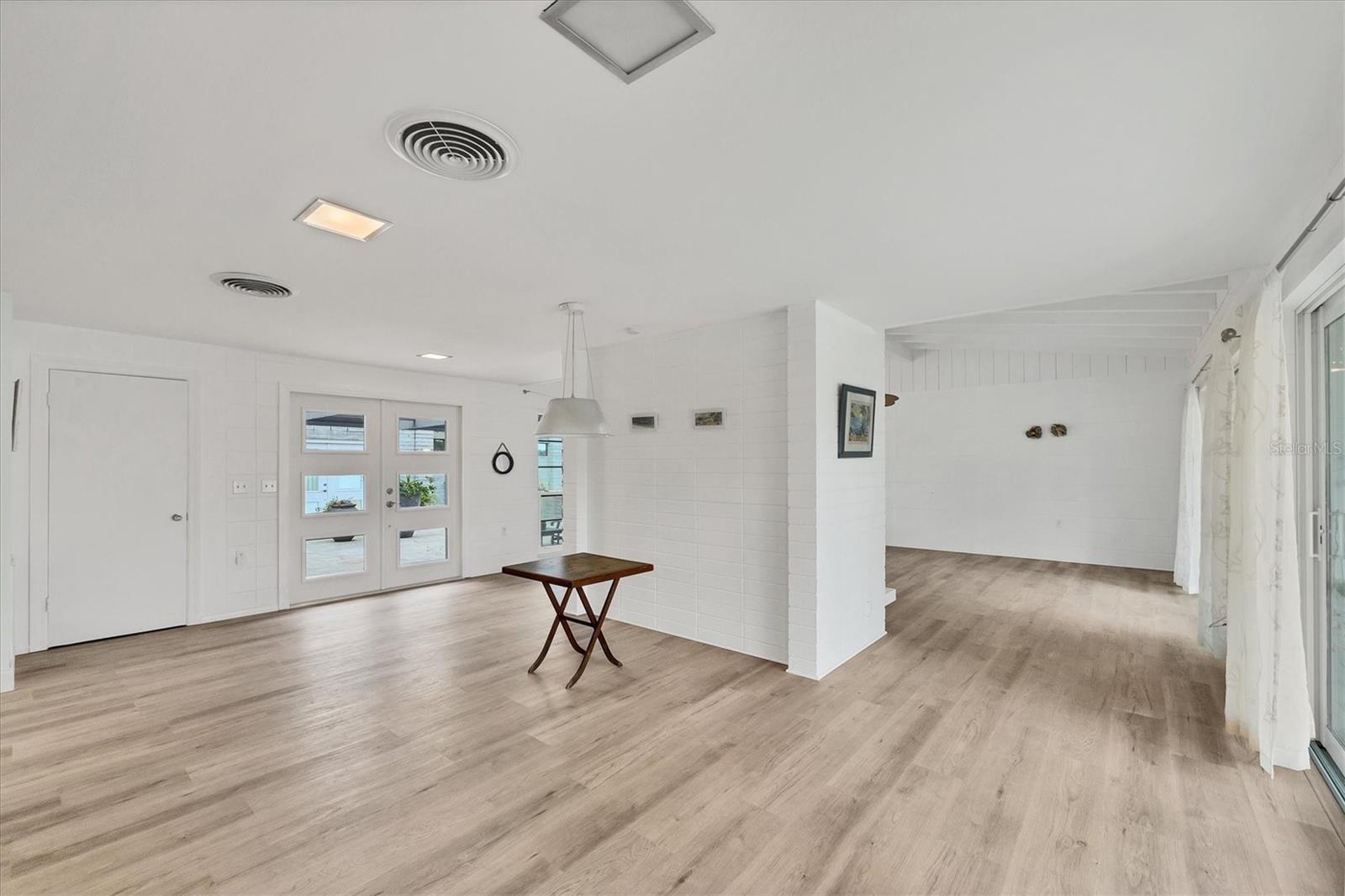 CAPE HAZE - Residential