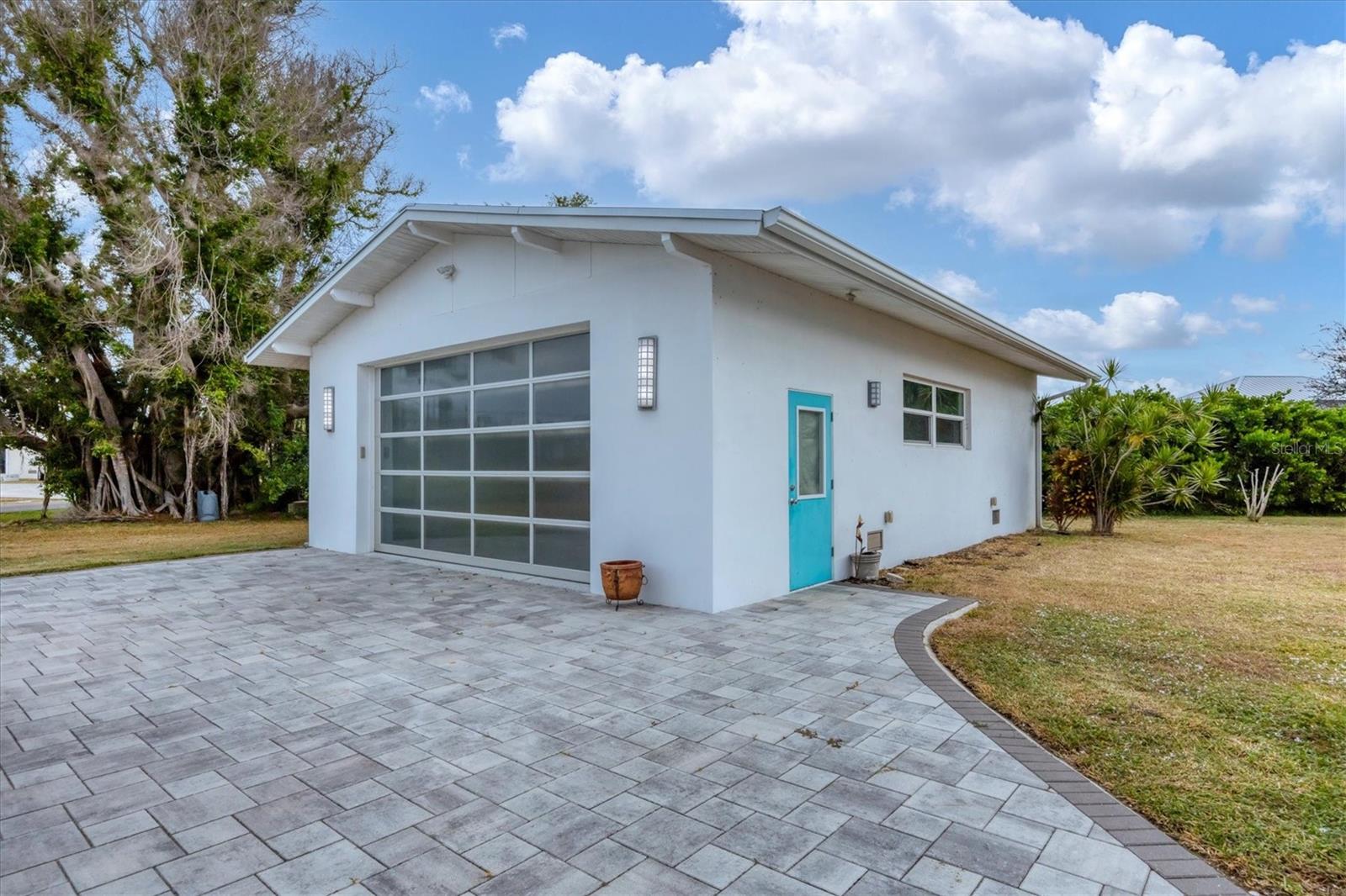 CAPE HAZE - Residential