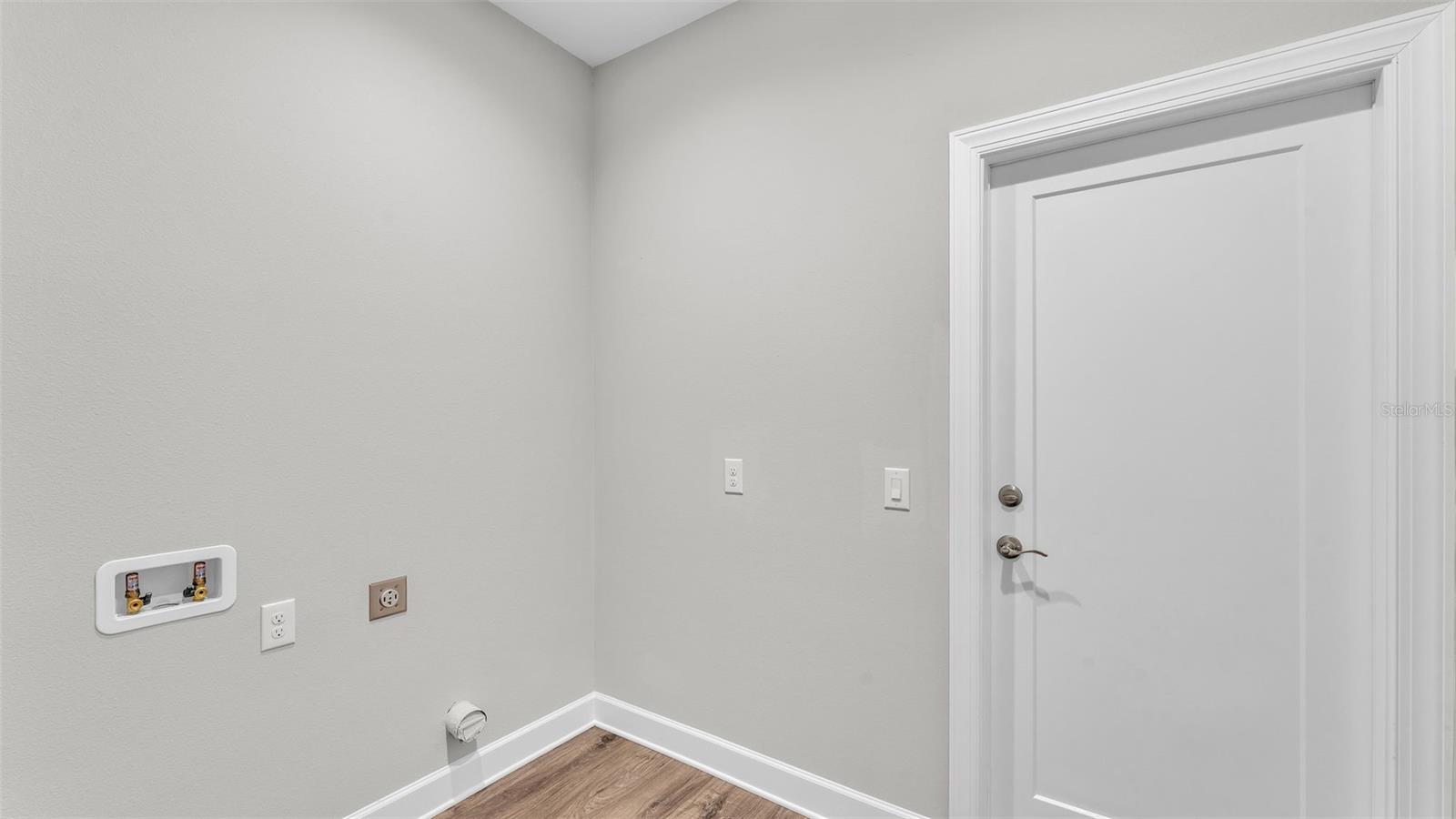 RESERVE AT FAIRWAY OAKS - Residential