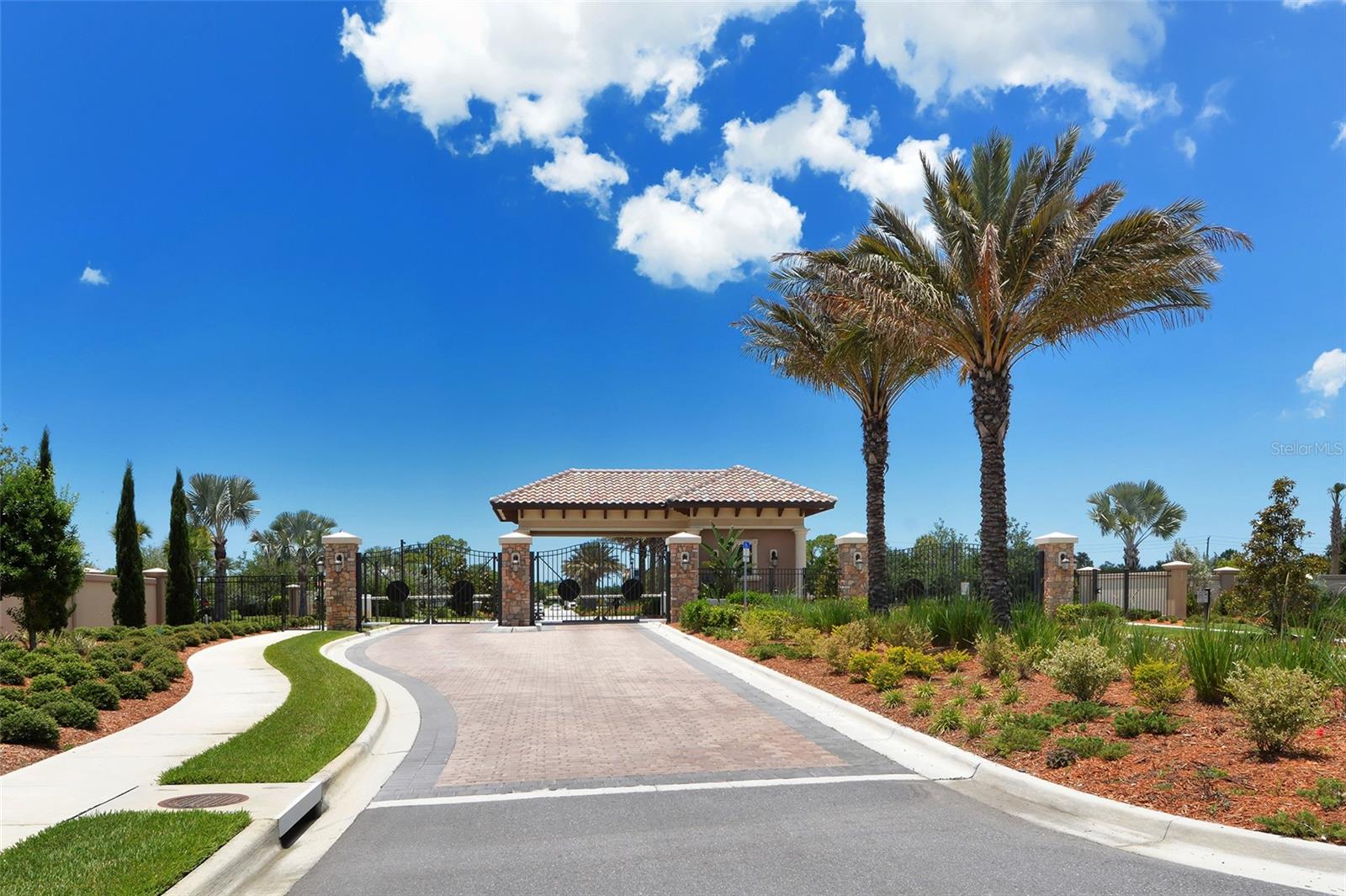 SANDHILL PRESERVE - Residential