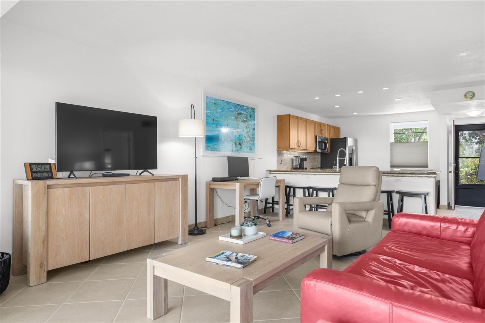 SUTTON PLACE - Residential