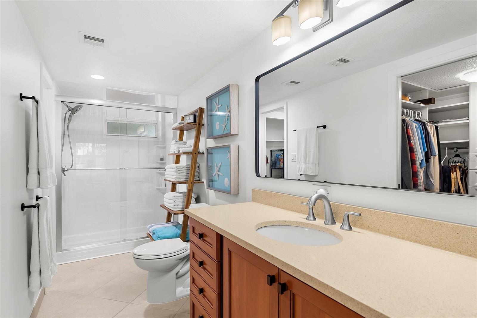 SUTTON PLACE - Residential