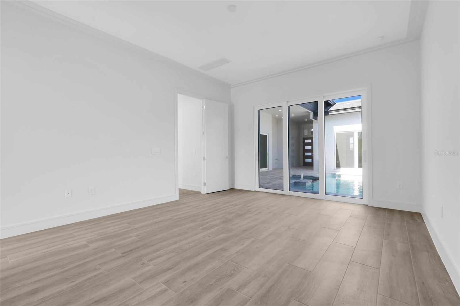 HAMPTON GREEN AT PROVIDENCE - Residential