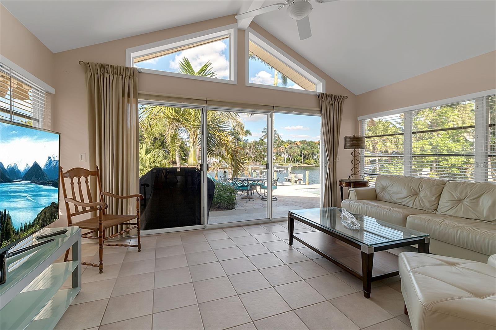 LIDO BEACH DIV B - Residential