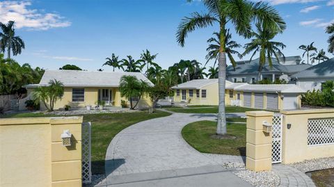 Photo of 369 S Polk Drive, Sarasota, FL 34236 (MLS # A4669243)