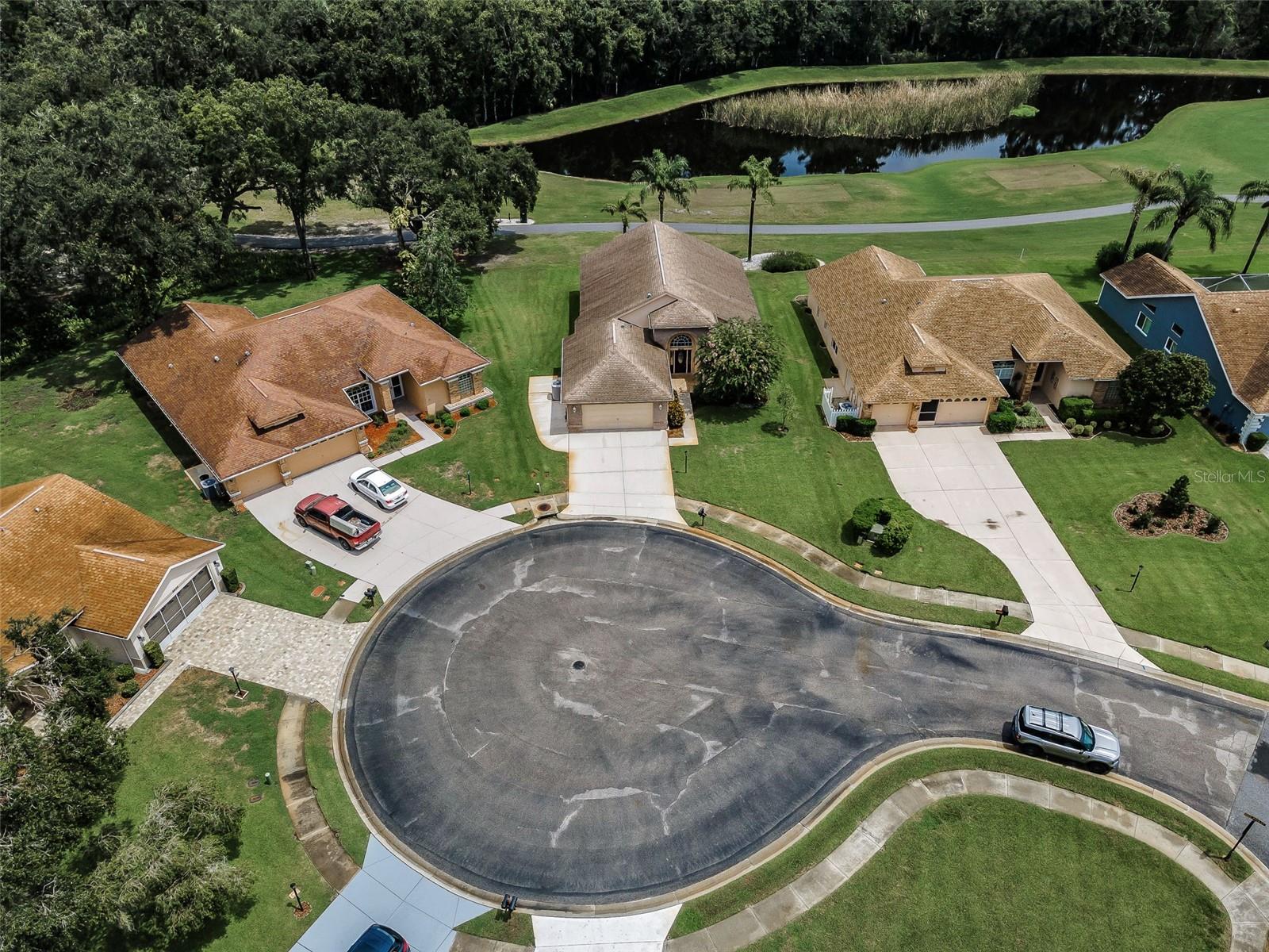 6622 PINE WALK DRIVE