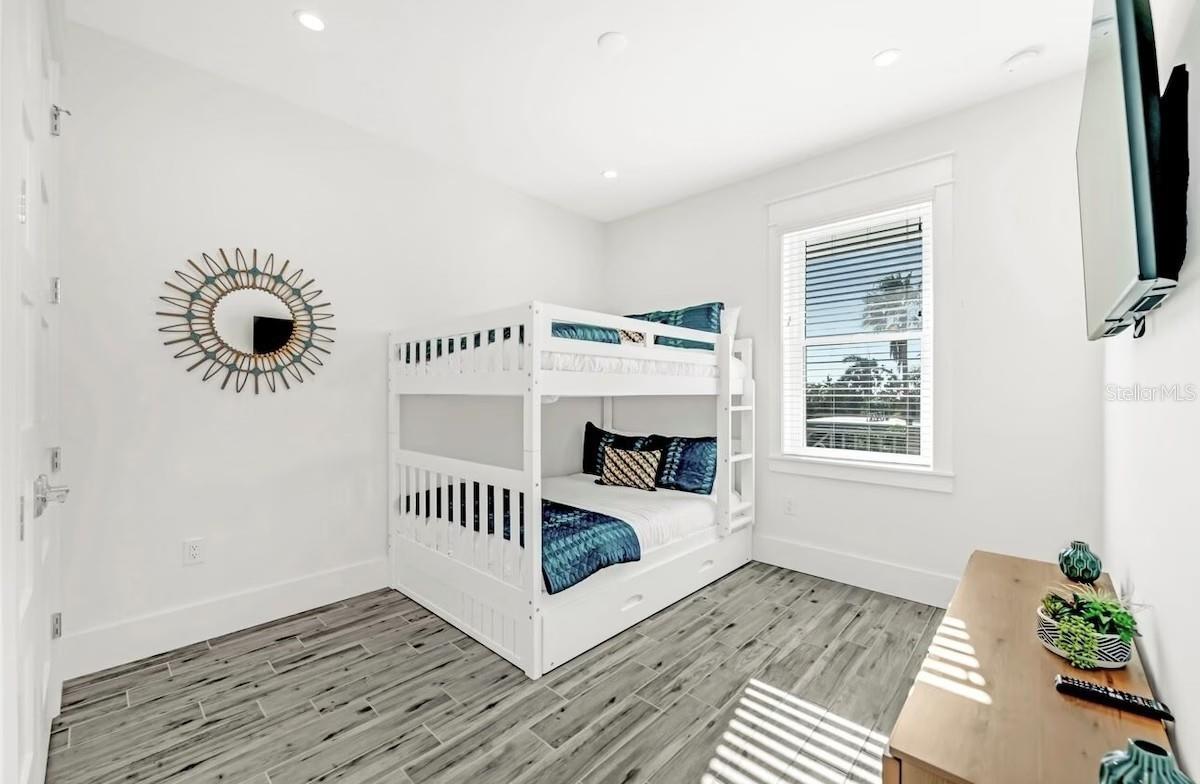 ILEXHURST - Residential