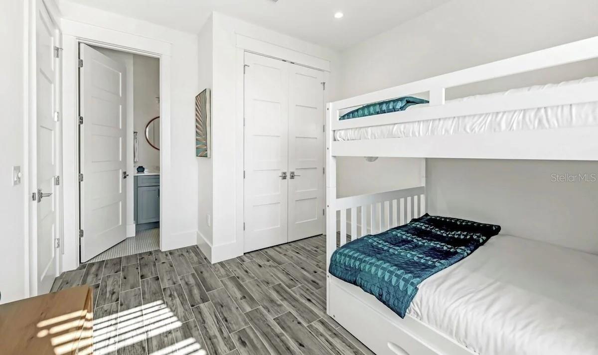 ILEXHURST - Residential