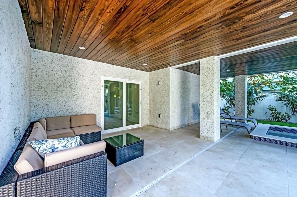 ILEXHURST - Residential