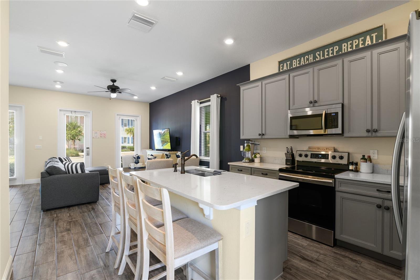 ROLLING OAKS PH 6 - Residential