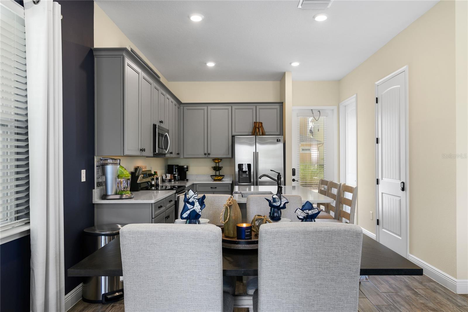 ROLLING OAKS PH 6 - Residential